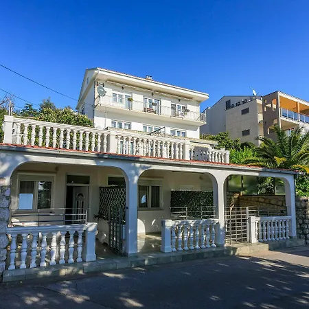 Idyllisches Studio-apartment Nur 50 Meter Zum Mit Parkplatz, Meerblick *