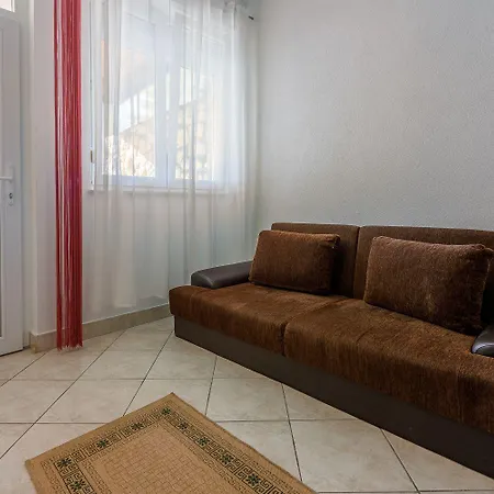 Idyllisches Studio-apartment Nur 50 Meter Zum Mit Parkplatz, Meerblick Apartment *