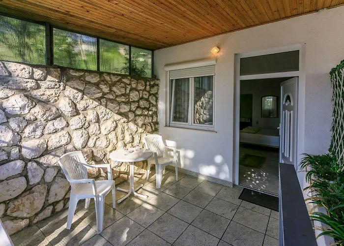 Idyllisches Studio-apartment Nur 50 Meter Zum Mit Parkplatz, Meerblick