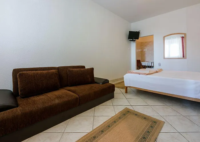 Apartment Idyllisches Studio-apartment Nur 50 Meter Zum Mit Parkplatz, Meerblick Dramalj