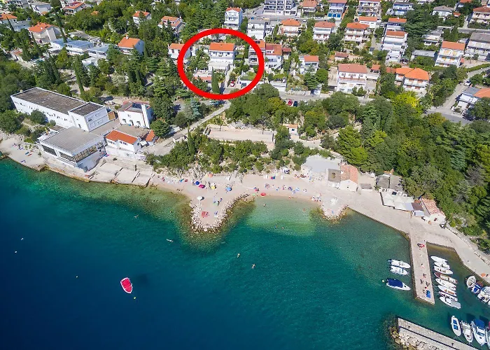 Appartement Idyllisches Studio-apartment Nur 50 Meter Zum Mit Parkplatz, Meerblick Dramalj
